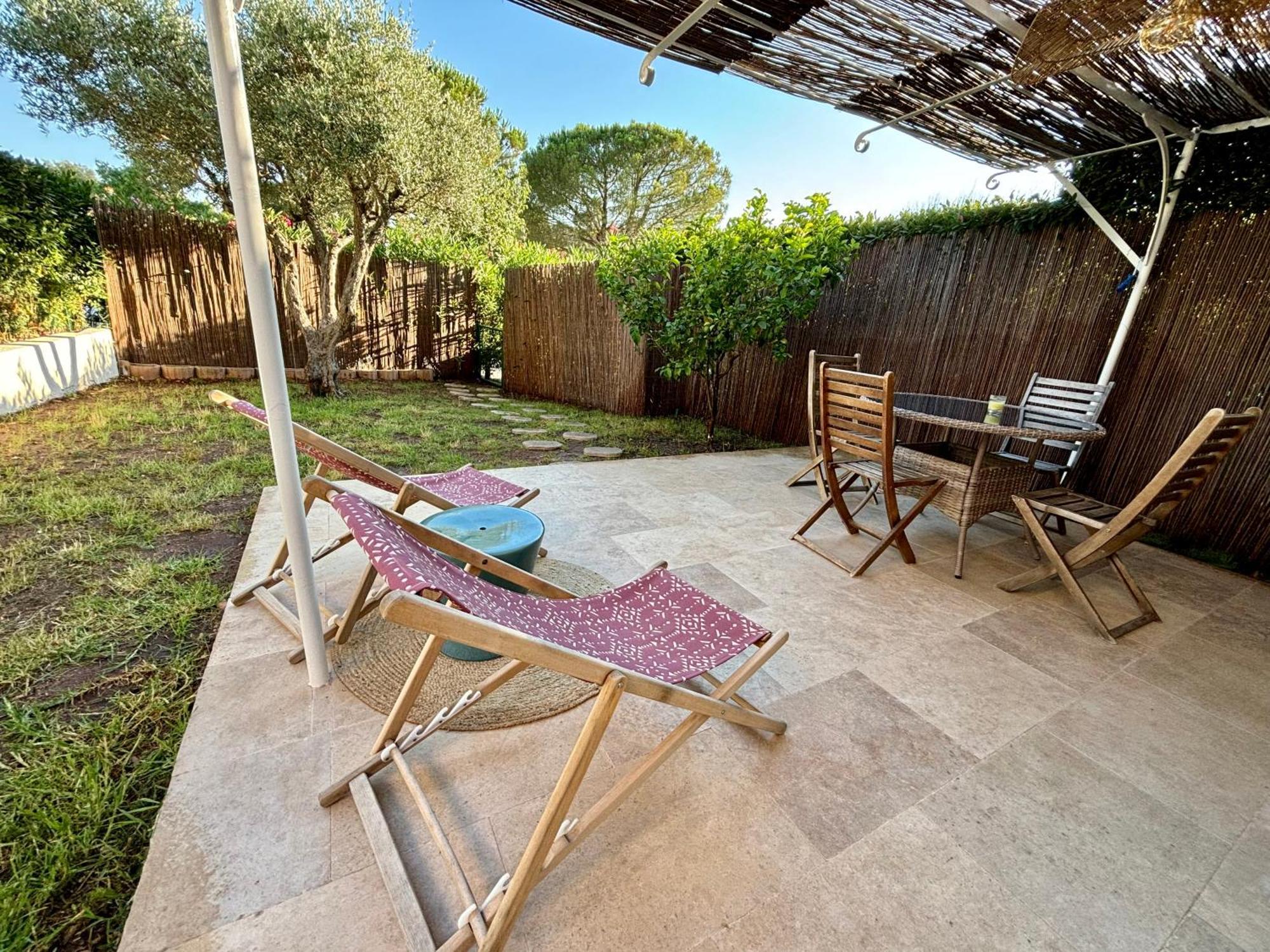 Bastidon Paisible Dans Residence Avec Piscine Fréjus Exteriér fotografie